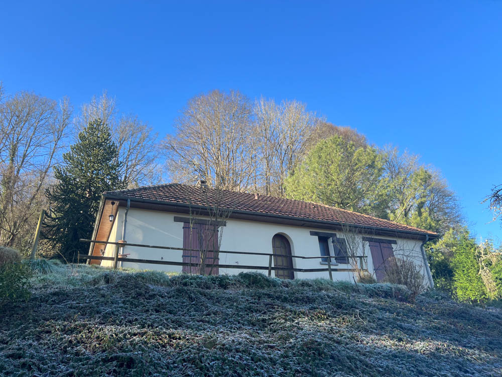 Maison Guerquesalles de 80 m 2 environ